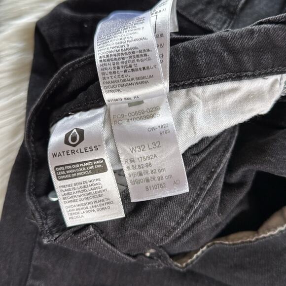 Levi’s Black 559 Relaxed Straight Jeans - Picture 4 of 7
